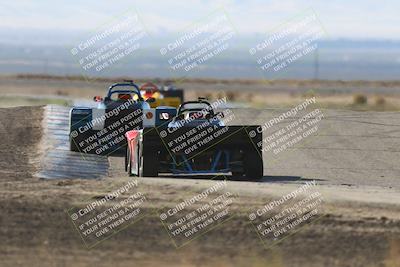 media/Oct-26-2025-CalClub SCCA (Sun) [[8ce1e69566]]/Group 6/Grapevine/